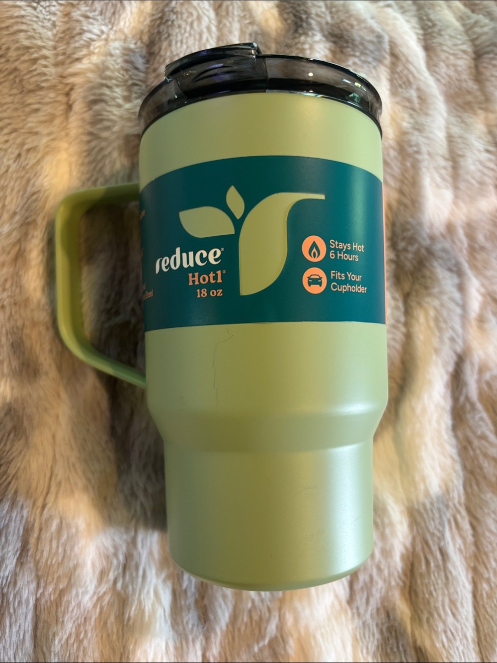 Reduce Hot1 18 oz Green Travel Mug with Handle